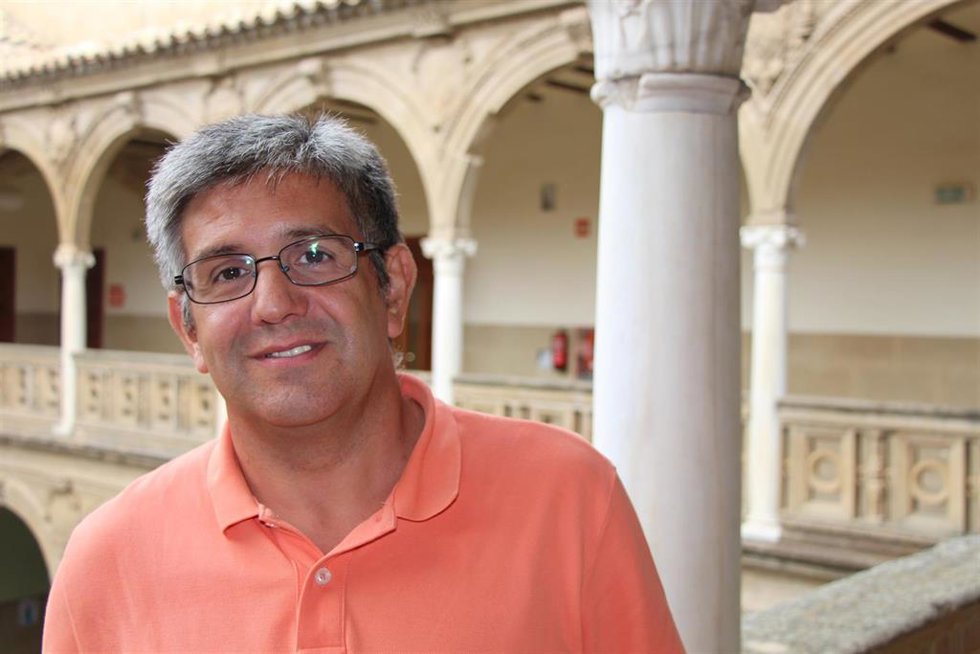 Imagen de archivo del profesor titular del grado de Periodismo de la Universidad de Málaga (UMA), Francisco Javier Paniagua