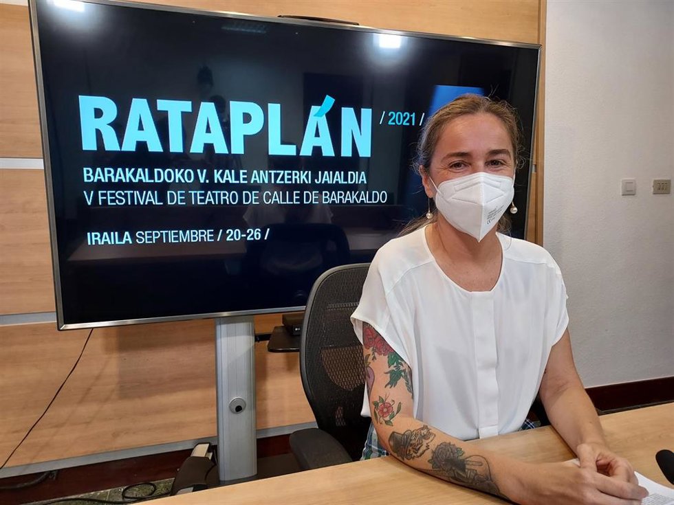 La edil de Cultura, Educación, Euskera y Juventud, Nerea Cantero, presenta la programación de 'Rataplán'