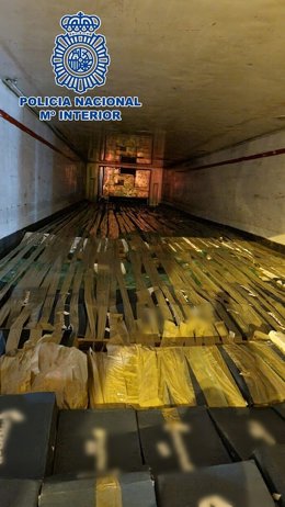 Intervenidas en Granada 26 toneladas de hachís en el interior de un camión