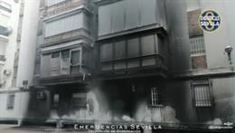 Incendio en un garaje de Cisneo alto de Sevilla