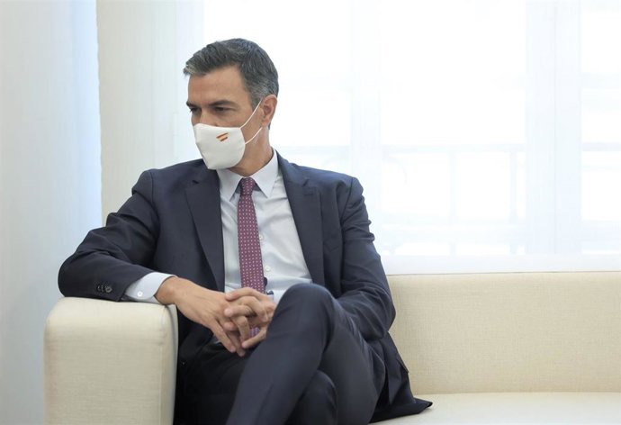 El presidente del Gobierno, Pedro Sánchez, en el Palacio de la Moncloa, a 7 de septiembre de 2021, en Madrid (España). En su segunda visita oficial a España, Piñera se ha reunido previamente con el Rey de la nación y el viaje se enmarca dentro de una gi