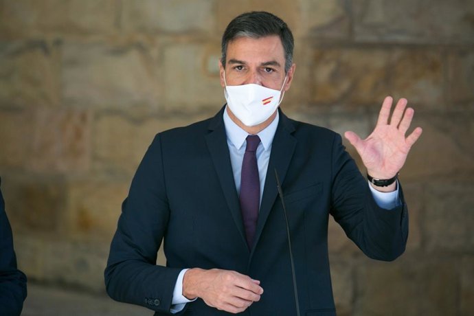 El presidente del Gobierno, Pedro Sánchez, en su visita a la La Laboral, en Gijón.