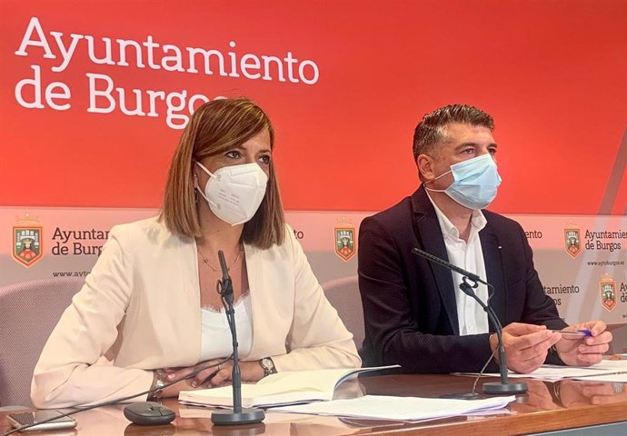 Nuria Barrio y Vicente Marañón, viceportavoces del equipo de Gobierno local del Ayuntamiento de Burgos.