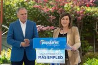 Buruaga no desvela su futuro ni responde a Vidal de la Peña: "No voy a entrar en polémicas que puedan debilitar al PP"