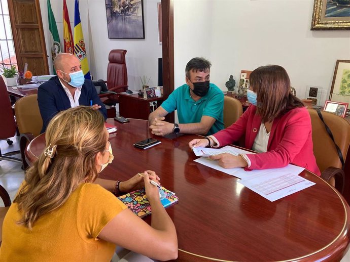 Diputación de Granada destina 80.000 euros a ayudas sociales con contratos para personas vulnerables en Ogíjares (Granada)