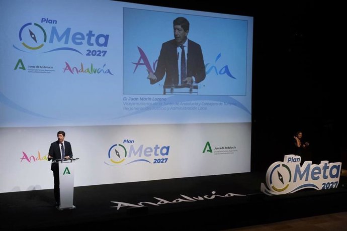 El vicepresidente de la Junta y consejero de Turismo, Regeneración, Justicia y Administración Local, Juan Marín, presenta el plan META