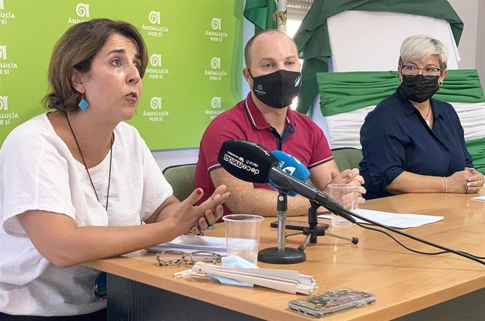 Lola Aquino con Romero y Jiménez