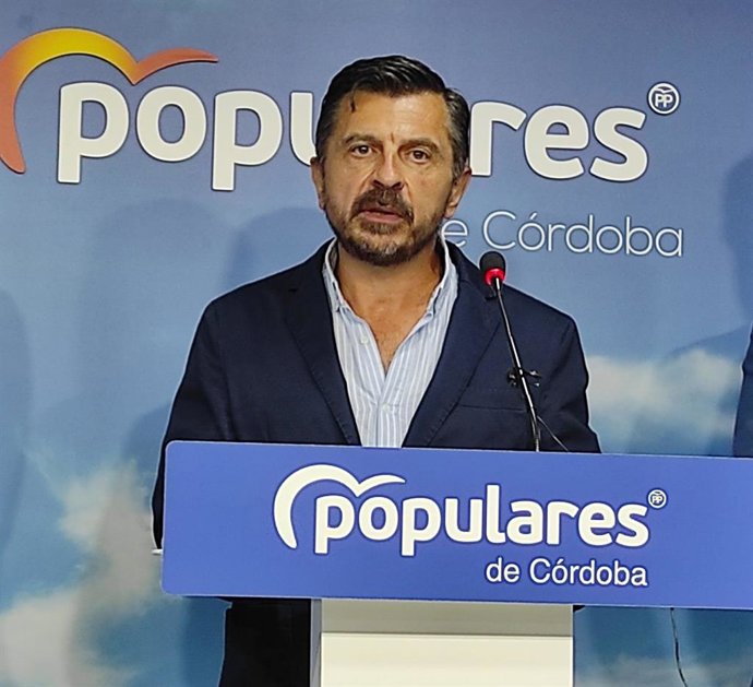 El vicesecretario general del PP-A, Toni Martín, en la sede de su partido en Córdoba.