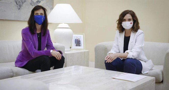 La presidenta de la Comunidad de Madrid, Isabel Díaz Ayuso, ha recibido hoy en la Real Casa de Correos a la Comisaria Europea de Innovación, Investigación, Cultura, Educación y Juventud, Mariya Gabriel.