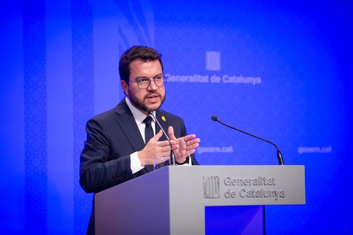 Archivo - El presidente de la Generalitat, Pere Aragons, ofrece una rueda de prensa tras una reunión del Consejo Ejecutivo de la Generalitat, a 3 de agosto de 2021, en Barcelona, Cataluña, (España). Esta comparecencia se produce un día después de que e