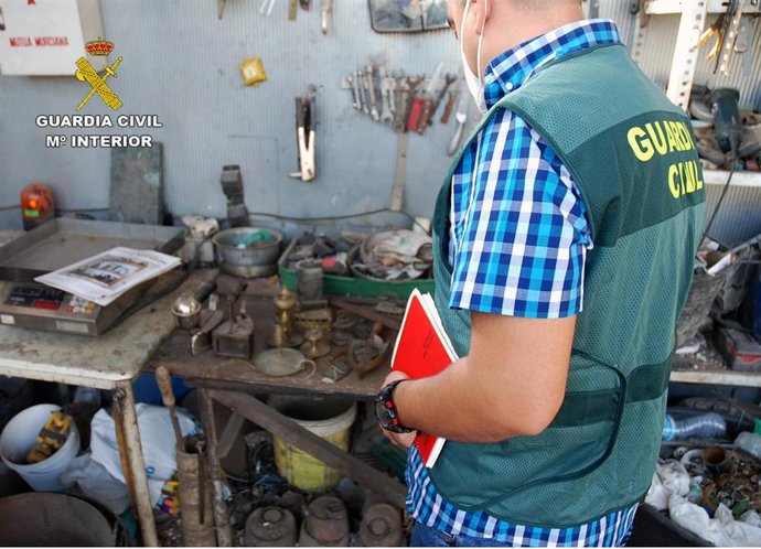 La Guardia Civil recupera más de 40 piezas de gran valor artístico y cultural sustraídas a un prestigioso anticuario de Murcia