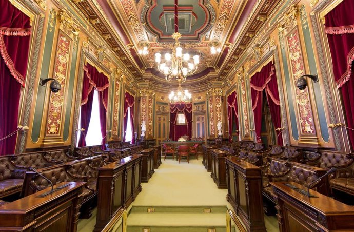Imagen del Salón de Plenos del Ayuntamiento de Bilbao.