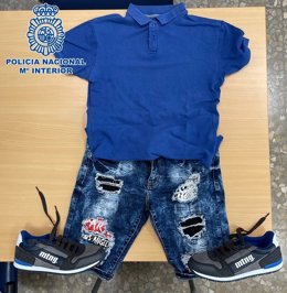 Ropa con la que actuaba presuntamente el detenido por robos violentos en comercios de Málaga capital
