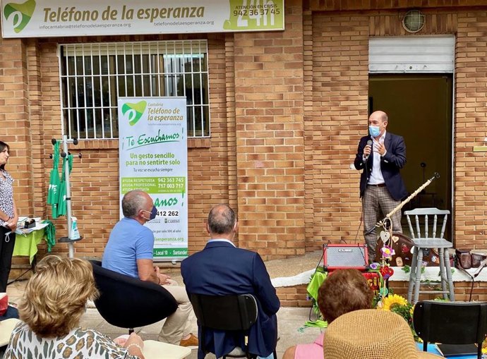 Inauguración del local del Teléfono de la Esperanza