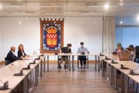 Los grupos de izquierda registrarán la Mesa contra los delitos de odio y reprochan al PP y a Ayuso que no se sumen