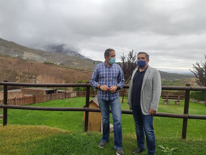 Ricardo Velasco destaca la apuesta del Gobierno de La Rioja por el mantenimiento de la población y el desarrollo económico de Leza de río Leza