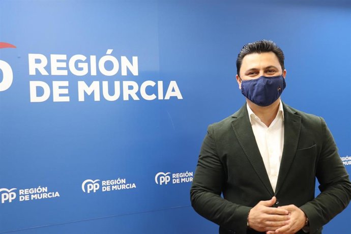 . El Secretario General Del PPRM, José Miguel Luengo