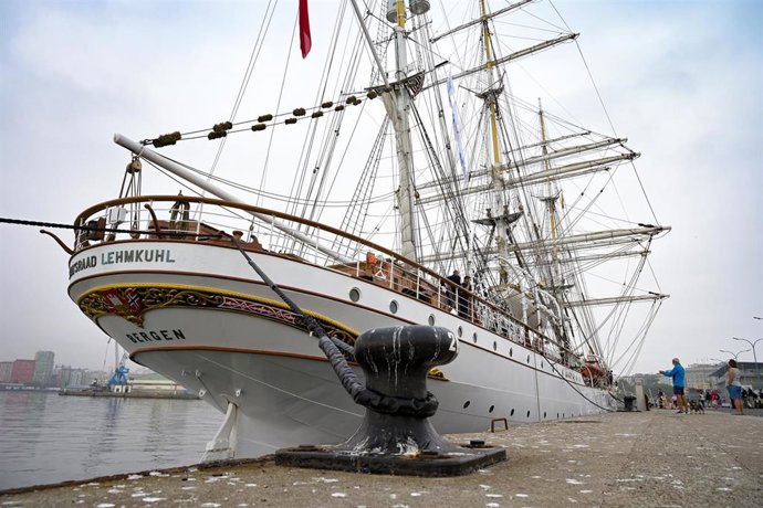 El velero noruego Statsraad Lehmkuhl