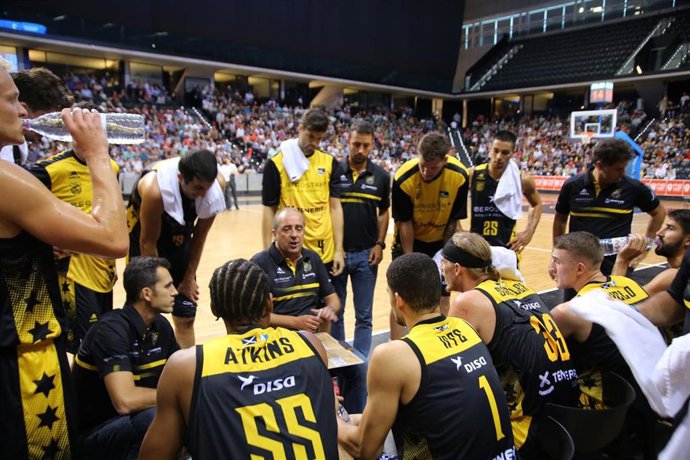 Archivo - Tiempo muerto en la ACB