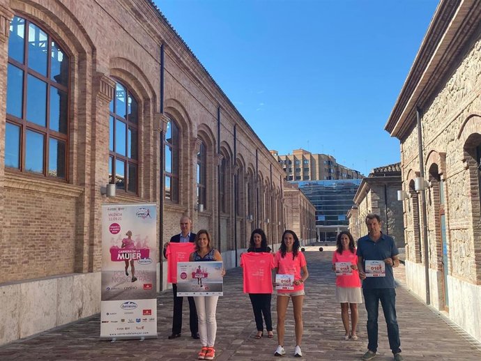 Presentación de la Carrera de la Mujer que vuelve a Valncia este sábado con 4.000 corredoras