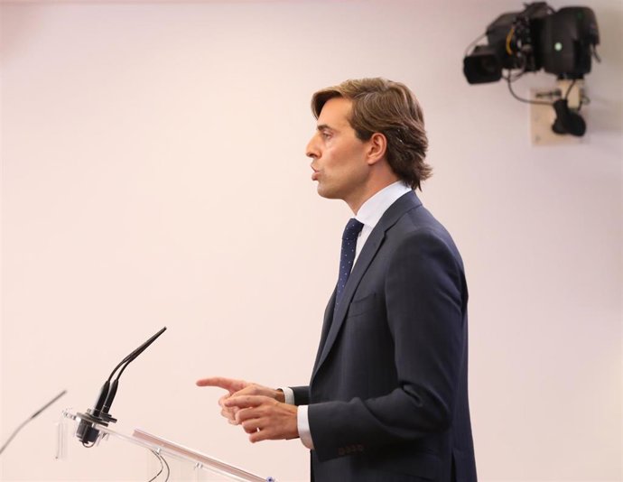 El vicesecretario de Comunicación del Partido Popular, Pablo Montesinos, durante una rueda de prensa en el Congreso de los Diputados, a 10 de septiembre de 2021, en Madrid (España).
