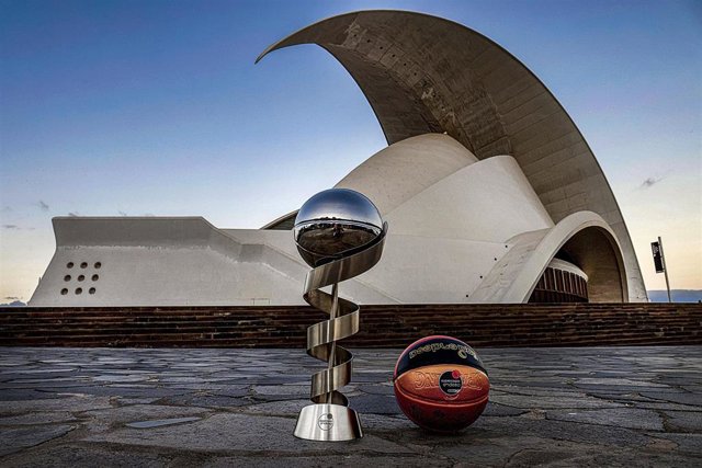 Trofeo de la Supercopa en Tenerife