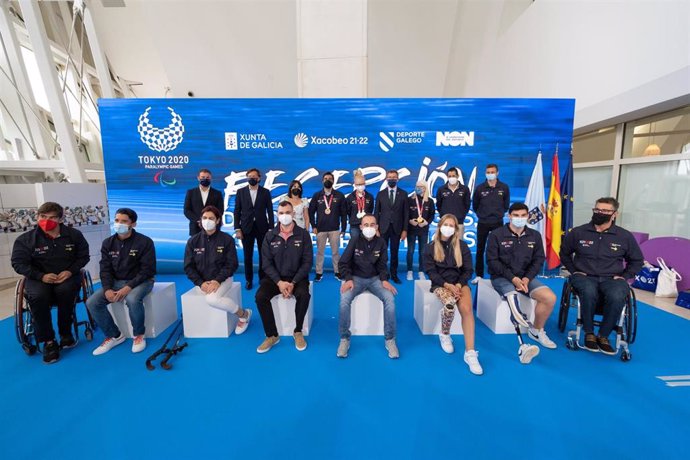 El presidente de la Xunta, Alberto Núñez Feijóo, recibe a los deportistas gallegos participantes en los Juegos Paralímpicos de Tokio.