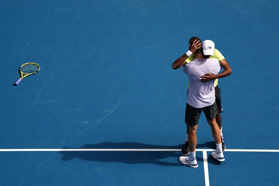 Archivo - Joe Salisbury of Great Britain (left) and Rajeev Ram of the USA