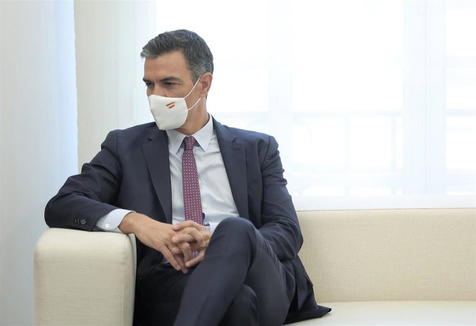 El presidente del Gobierno, Pedro Sánchez, en el Palacio de la Moncloa, a 7 de septiembre de 2021, en Madrid (España). En su segunda visita oficial a España, Piñera se ha reunido previamente con el Rey de la nación y el viaje se enmarca dentro de una gi