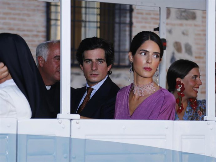 FERNANDO FITZ-JAMES STUART Y SOFÍA PALAZUELO