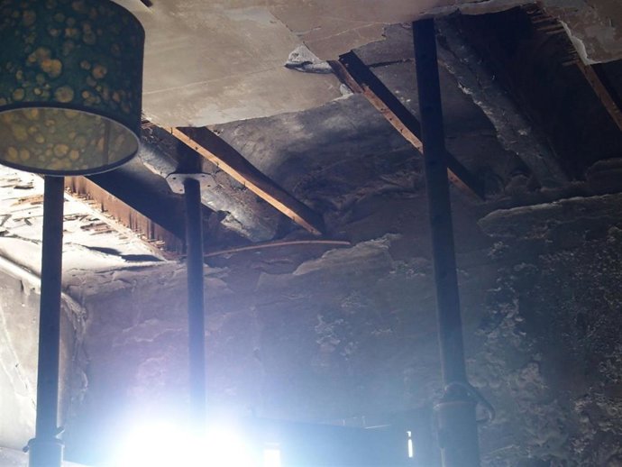 Interior del edificio precintado en la calle Manacor de Palma.