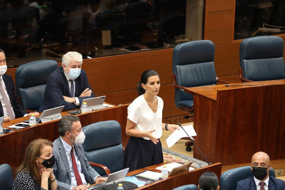 Archivo - La portavoz de Vox en la Asamblea de Madrid, Rocío Monasterio, interviene en una sesión de control al Gobierno de la Comunidad de Madrid en la Asamblea de Madrid, a 8 de julio de 2021, en Madrid, (España). Este pleno en la Asamblea de Madrid g