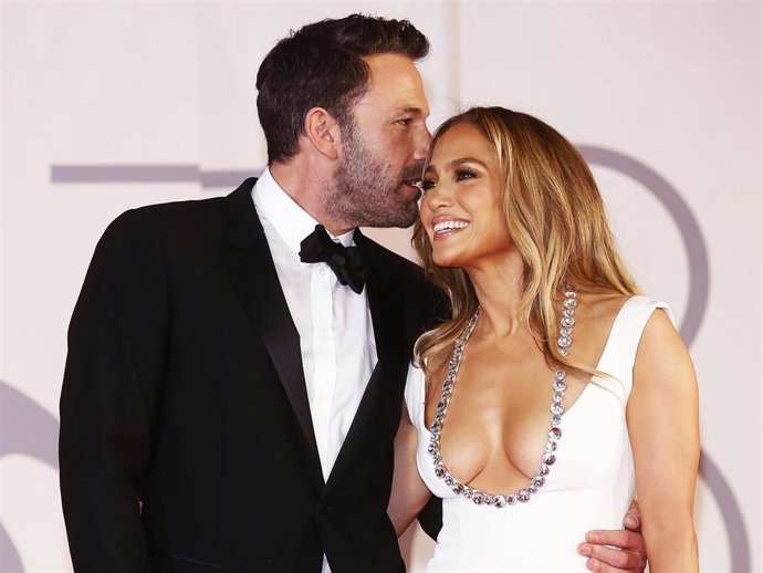 JENNIFER LOPEZ Y BEN AFLECK
