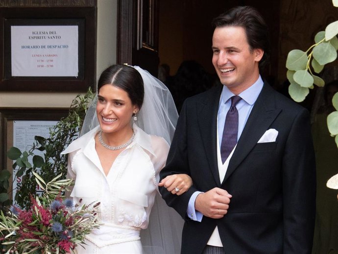 LUCÍA MARTÍN ALCALDE Y SANTIAGO BENJUMEA