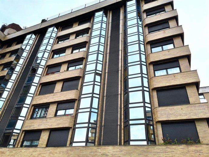 Archivo - Edificio de viviendas