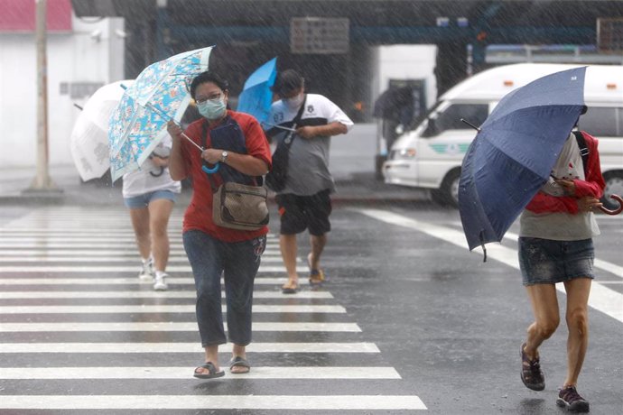 Efectos del tifón 'Chanthu' en Taiwán