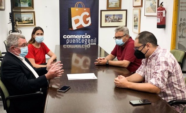 PSOE-A reclama a la Junta que rectifique ya sus "condiciones leoninas" al comercio minorista para acceder a ayudas