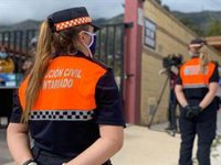 Un migrante muerto y otro herido al caer por un precipicio tras conseguir llegar en patera a Carboneras (Almería)