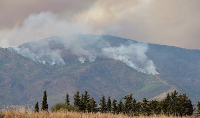 Imagen del incendio forestal que sigue asolando Sierra Bermeja, en la provincia de Málaga