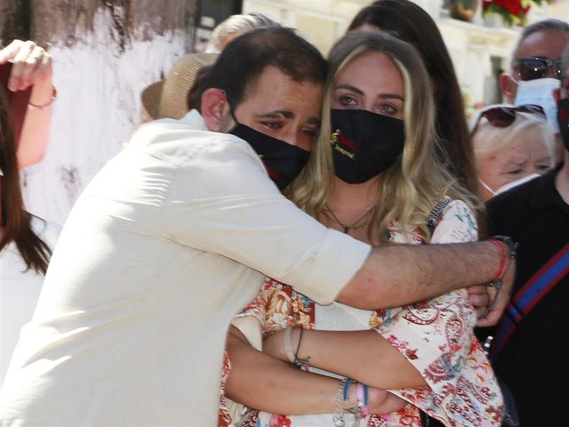 DAVID Y ROCÍO FLORES