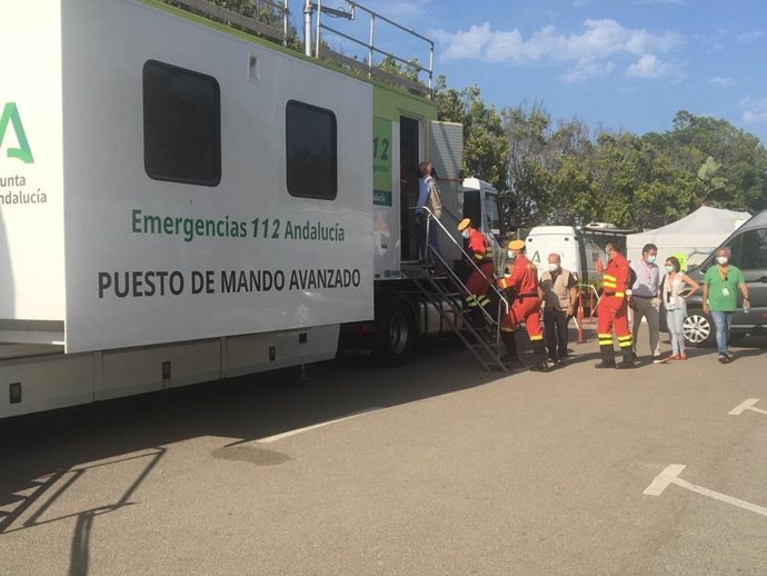 Efectivos de la Unidad Militar de Emergencias llegan al Puesto de Mando Avanzado en Estepona (Málaga)