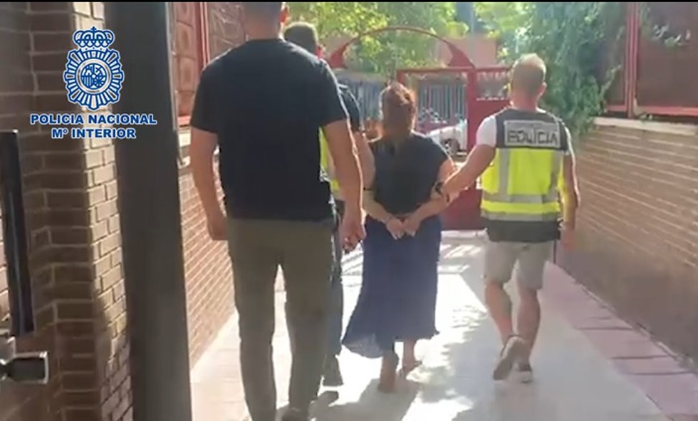 Archivo - La Policía Nacional ha detenido a una mujer por vender certificados falsos de test PCR que facilitaban viajes al extranjero