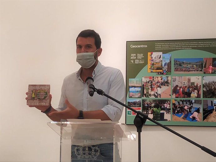 El diputado de Retor Demográfico, Álvaro Sánchez Cotrina, en la rueda de prensa de presentación de los actos para conmemorar los diez años del Geoparque Villuercas-Ibores-Jara