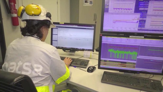 Operadora en una mina de Matsa.