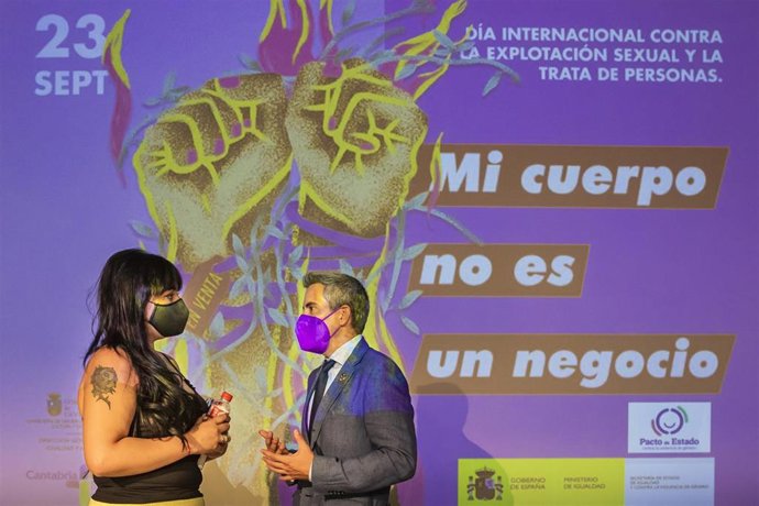 El vicepresidente y consejero de Universidades, Igualdad, Cultura y Deporte, Pablo Zuloaga, asiste al encuentro con motivo del Día Internacional contra la explotación sexual y la trata de personas (23 de septiembre)