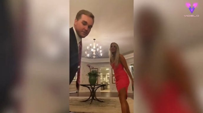 Esta pareja decide hacer un choque de pechos y la cosa termina en un hilarante fracaso