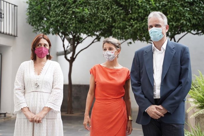 Encuentro de los consellers Rosa Pérez Garijo y Héctor Illueca con la ministra de Trabajo, Yolanda Díaz
