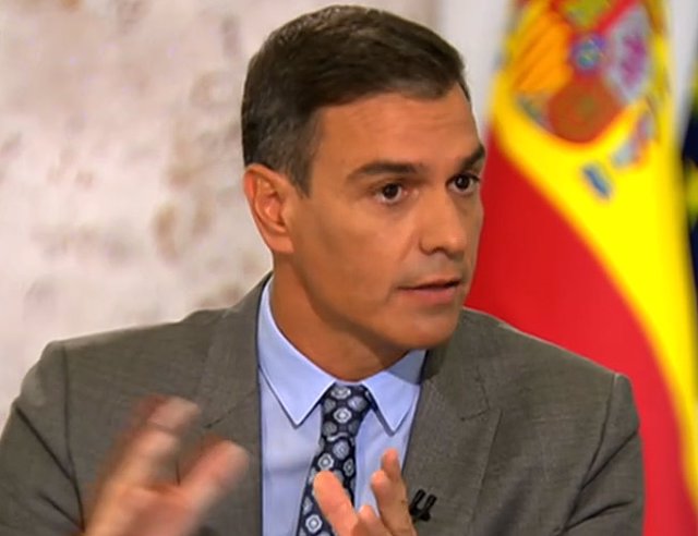 El presidente del Gobierno, Pedro Sánchez, durante la entrevista en TVE
