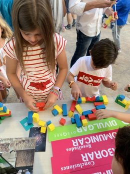 Actividad divulgativa de la Fundación Descubre