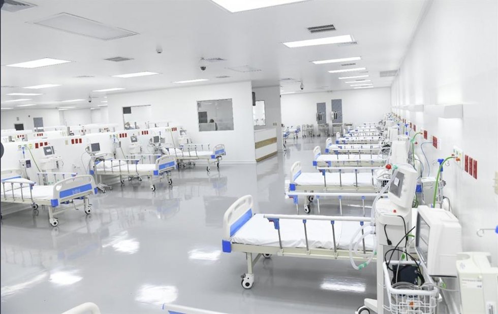 Archivo - Hospital El Salvador, destinado en exclusiva a tratar pacientes con la COVID-19.